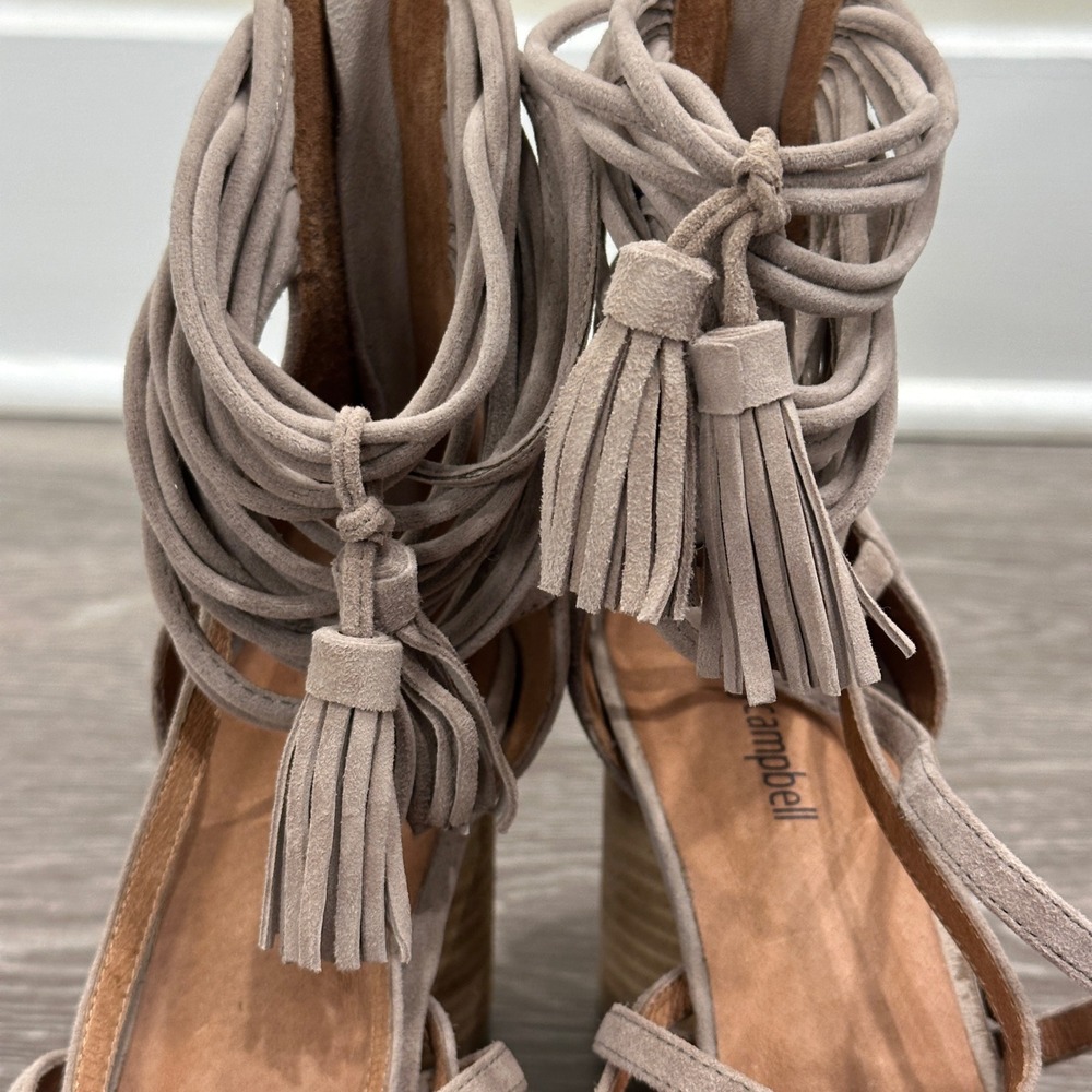 Jeffrey Campbell Despina Taupe Suede Strappy Tassel Block Heel 9.5 Boho Festival - Picture 3 of 12